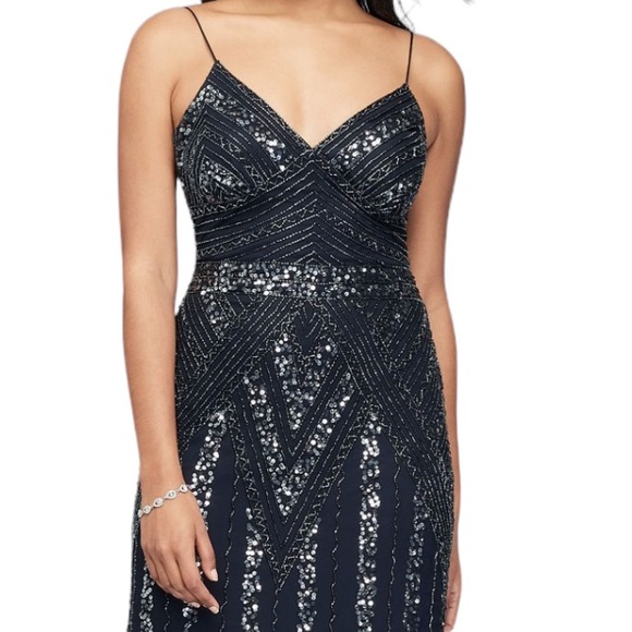 MARINA Deco Beaded Mesh A Line Gown with Godet Skirt Navy Size 2 NWT - Picture 11 of 12